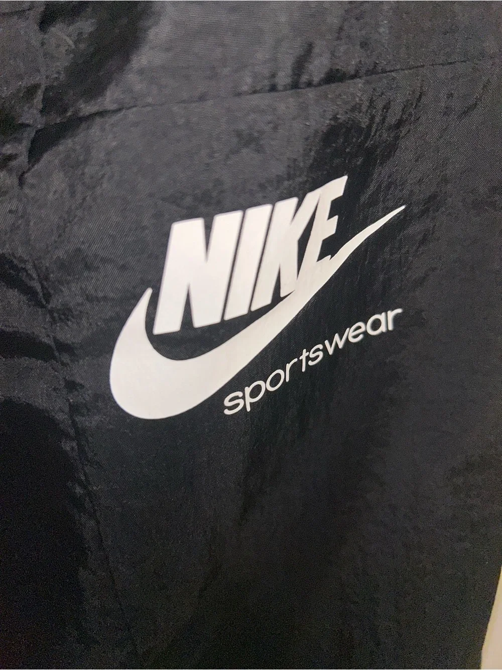 Nike lightweight joggers